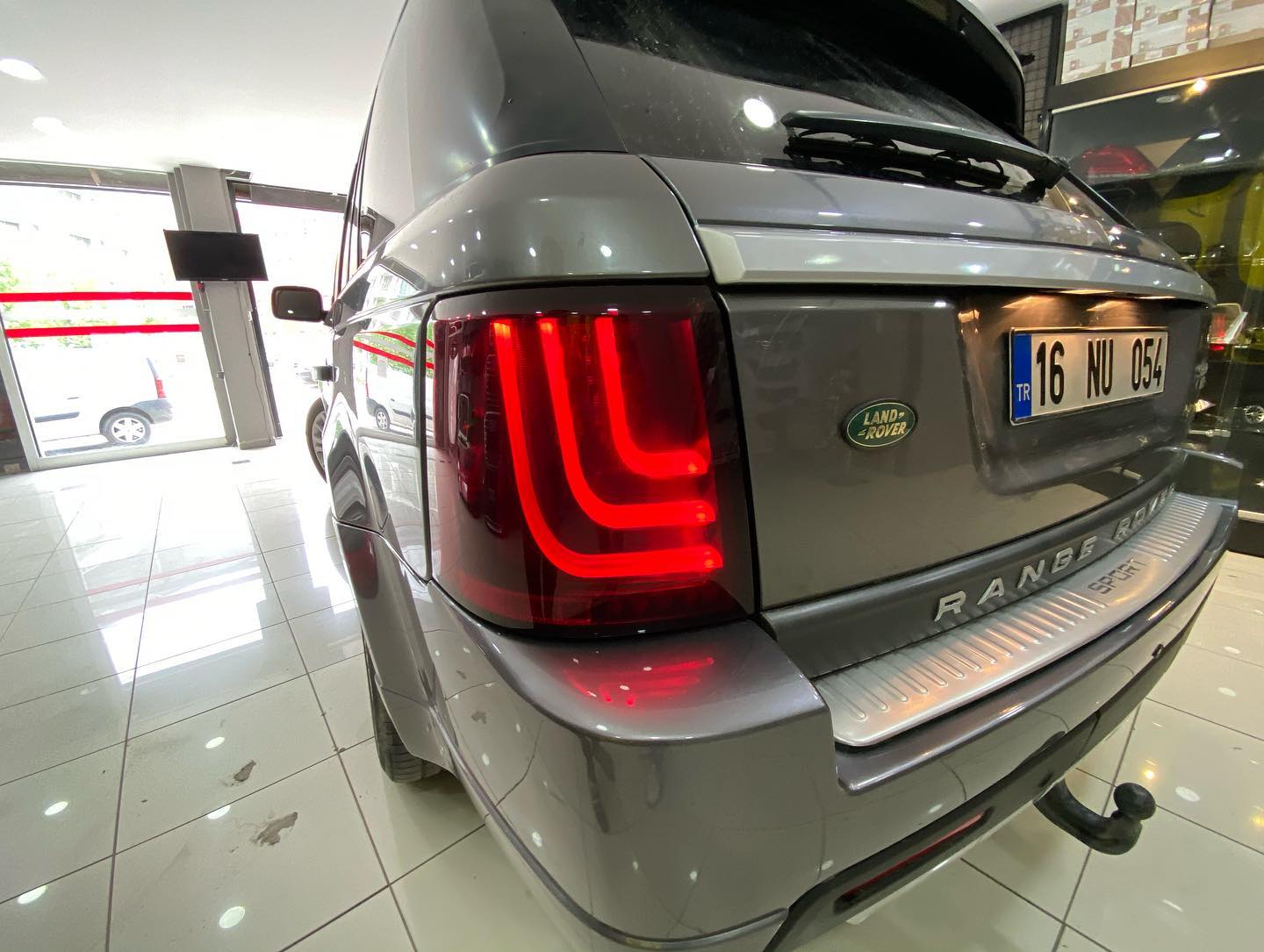 Range Rover Vogue L322 Autobiography Body Kit (2002-2012)